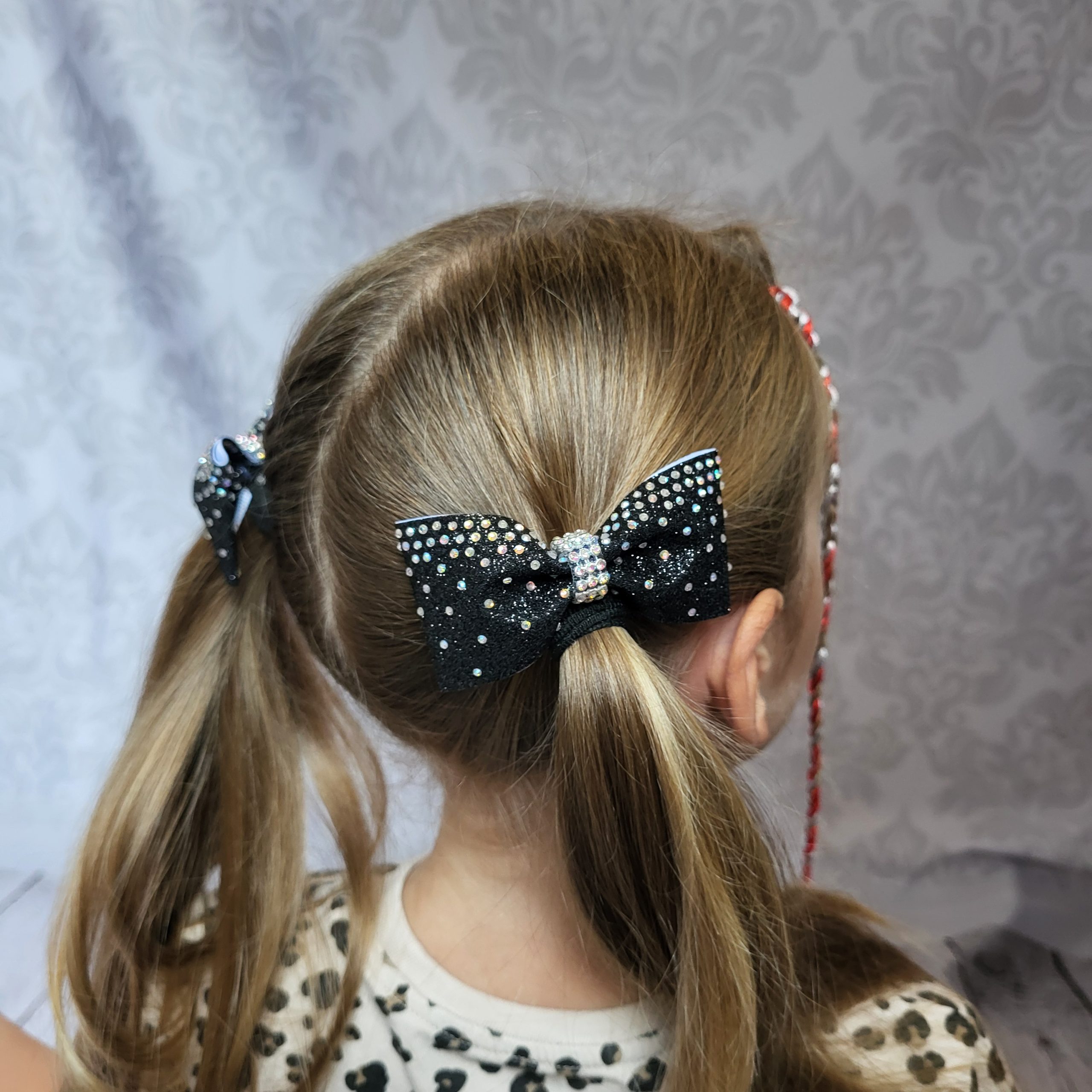 Kleine Cheerleader Haarschleife (Paar oder Einzeln) II – Bild 2